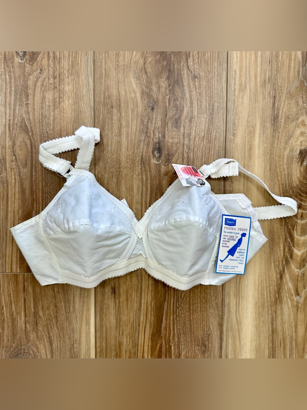 NWT Vintage 60s USA Made Sears Perma Prest #2 Fashion Shaper Bra, White, 32B